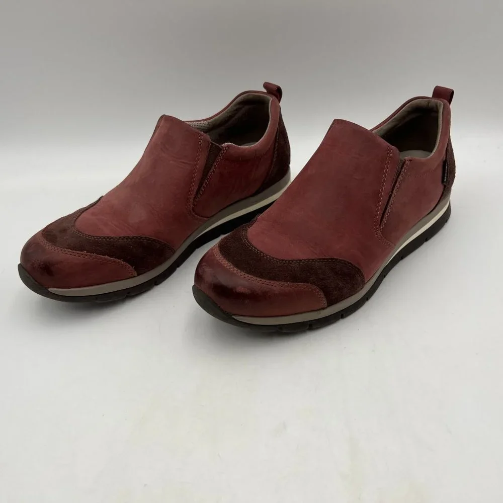 Bionica Talma‎ Red/Maroon Leather Slip-On Sneakers Size 8